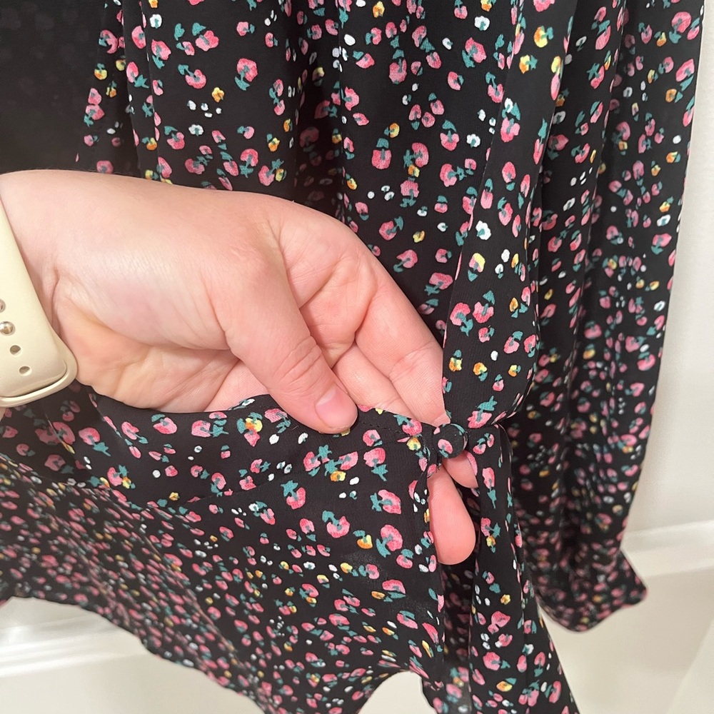 Versona Wrap Ruffled Blouse - Picture 3 of 5